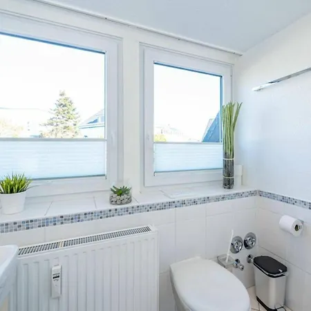 With 2 Bedrooms Дом отдыха Веннингштедт